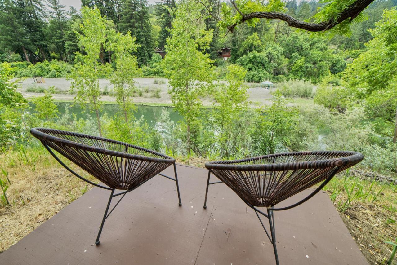 Rivers Breeze Relaxing Riverside Cabin With Private Suite Kayaks Healdsburg Exterior photo
